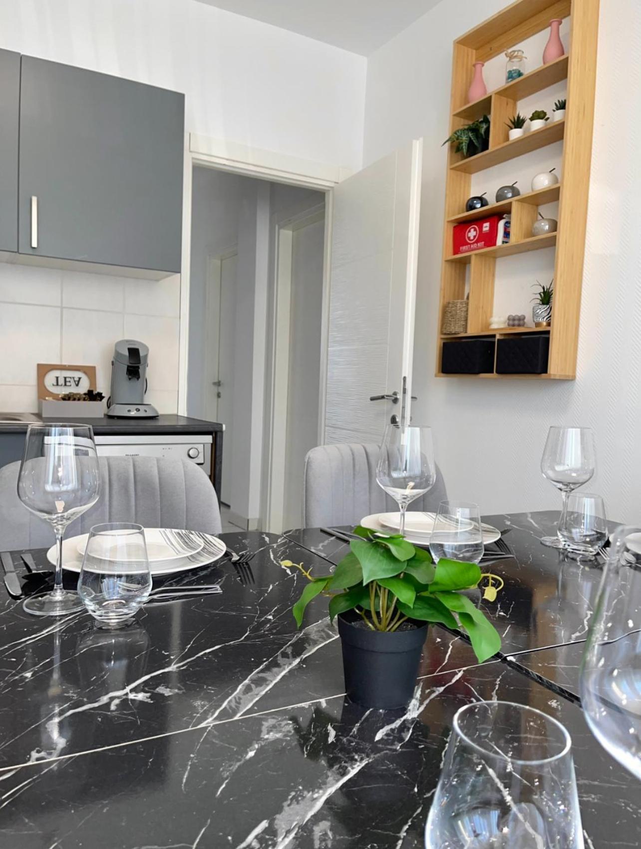 La Belle Licorne Apartment ซาแวร์น ภายนอก รูปภาพ